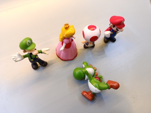 Stück super mario figuren - 5,